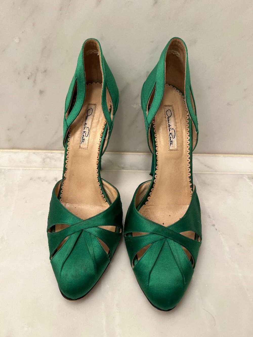 Oscar de la Renta vintage silk satin d'Orsay pumps – Emerald green (Size 39)